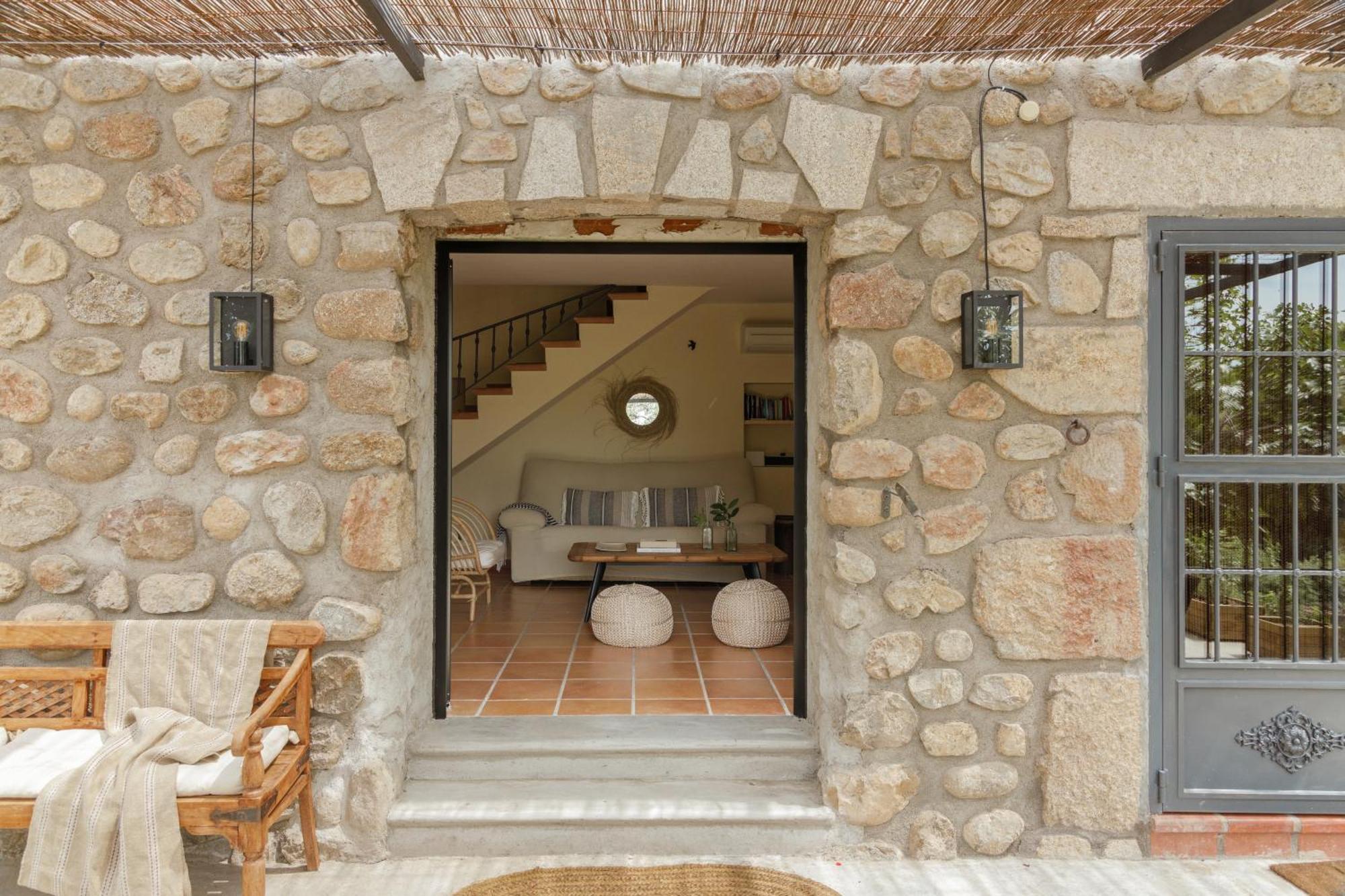 Casa Rural En Candeleda Con Piscina Y Un Maravilloso Jardin Exterior photo
